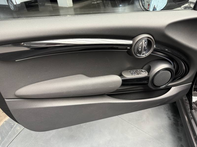 Mini Mini Hatch 3 Portes Cooper S 178 ch DKG7 Edition Camden  occasion  Lormont - photo n15