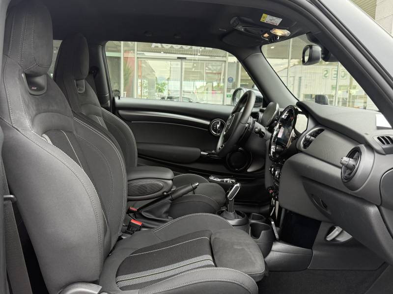 Mini Mini Hatch 3 Portes Cooper S 178 ch DKG7 Edition Premium Plus  occasion  Tarbes - photo n12