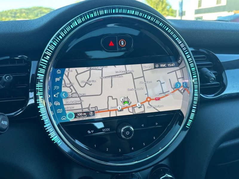 Mini Mini Hatch 3 Portes Cooper SE 184 ch Edition Camden 3p 2022 - photo n°18 Mini Mini Hatch 3 Portes Cooper SE 184 ch Edition Camden 3p  occasion à Trelissac - photo n°18