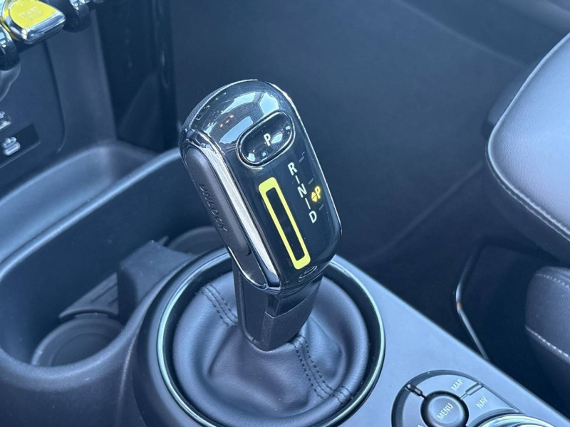 Mini Mini Hatch 3 Portes Cooper SE 184 ch Edition Camden 3p 2022 - photo n°12 Mini Mini Hatch 3 Portes Cooper SE 184 ch Edition Camden 3p  occasion à Trelissac - photo n°12