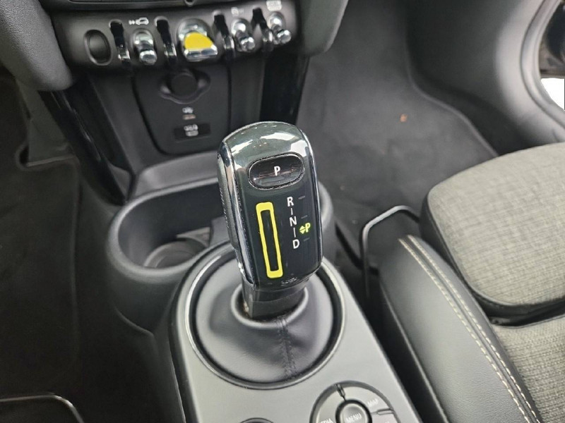 Mini Mini Hatch 3 Portes Cooper SE 184 ch Edition Camden 3p  occasion � Bo� - photo n�12