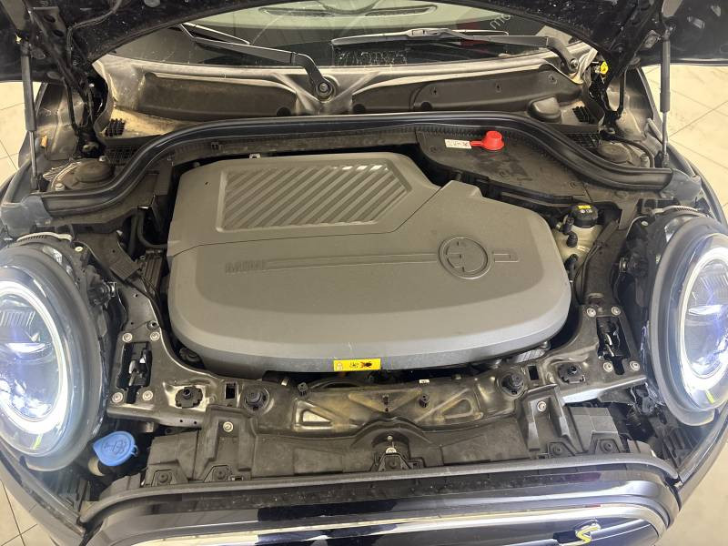 Mini Mini Hatch 3 Portes Cooper SE 184 ch Edition Camden 2022 - photo n°15 Mini Mini Hatch 3 Portes Cooper SE 184 ch Edition Camden  occasion à Béziers - photo n°15