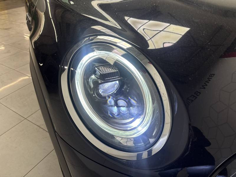 Mini Mini Hatch 3 Portes Cooper SE 184 ch Edition Camden 2022 - photo n°16 Mini Mini Hatch 3 Portes Cooper SE 184 ch Edition Camden  occasion à Béziers - photo n°16