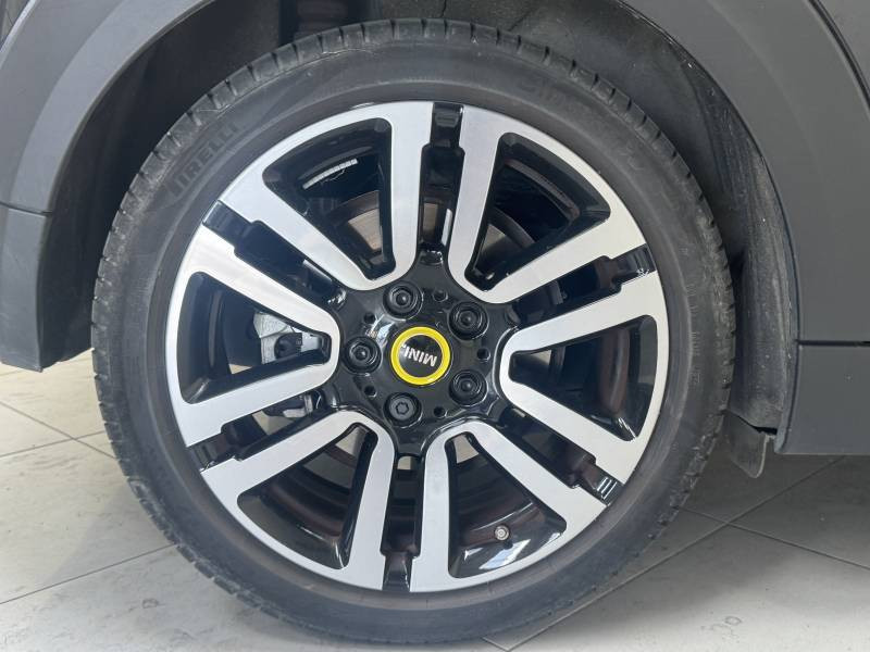 Mini Mini Hatch 3 Portes Cooper SE 184 ch Edition Camden  occasion  Bziers - photo n9