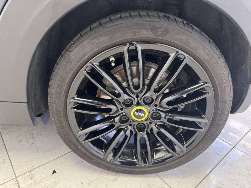 Mini Mini Hatch 3 Portes Cooper SE 184 ch Edition Camden  occasion  Bziers - photo n11