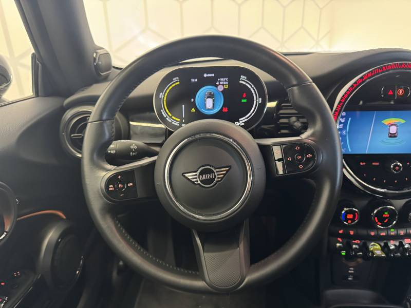 Mini Mini Hatch 3 Portes Cooper SE 184 ch Edition Camden  occasion  Bziers - photo n8