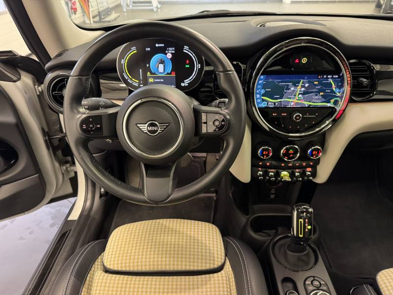Mini Mini Hatch 3 Portes Cooper SE 184 ch Edition Camden  occasion  Brive-la-Gaillarde - photo n5