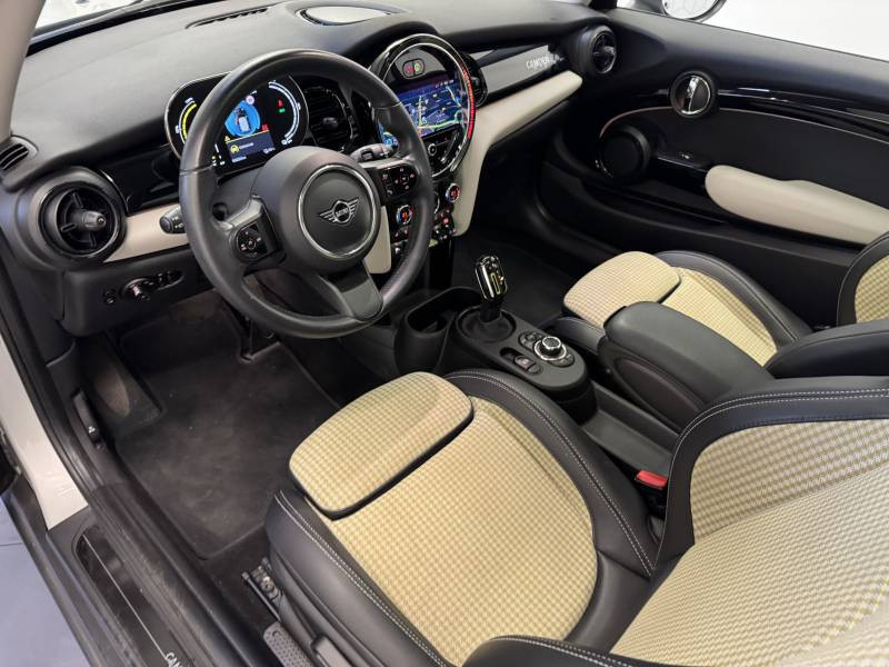 Mini Mini Hatch 3 Portes Cooper SE 184 ch Edition Camden  occasion  Brive-la-Gaillarde - photo n4