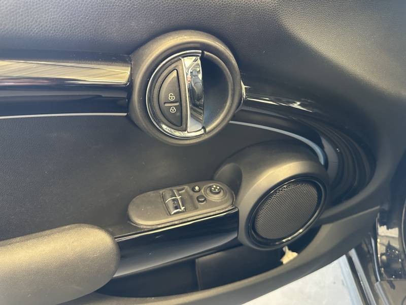 Mini Mini Hatch 3 Portes Cooper SE 184 ch Edition Camden  occasion  Brive-la-Gaillarde - photo n10