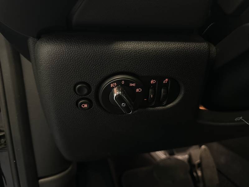 Mini Mini Hatch 3 Portes Cooper SE 184 ch Edition Camden  occasion  Brive-la-Gaillarde - photo n11