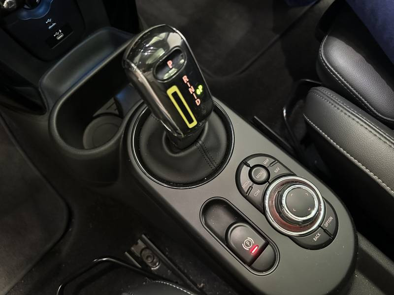 Mini Mini Hatch 3 Portes Cooper SE 184 ch Edition Camden  occasion  Brive-la-Gaillarde - photo n6