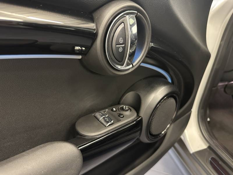 Mini Mini Hatch 3 Portes Cooper SE 184 ch Edition Camden  occasion  Brive-la-Gaillarde - photo n16