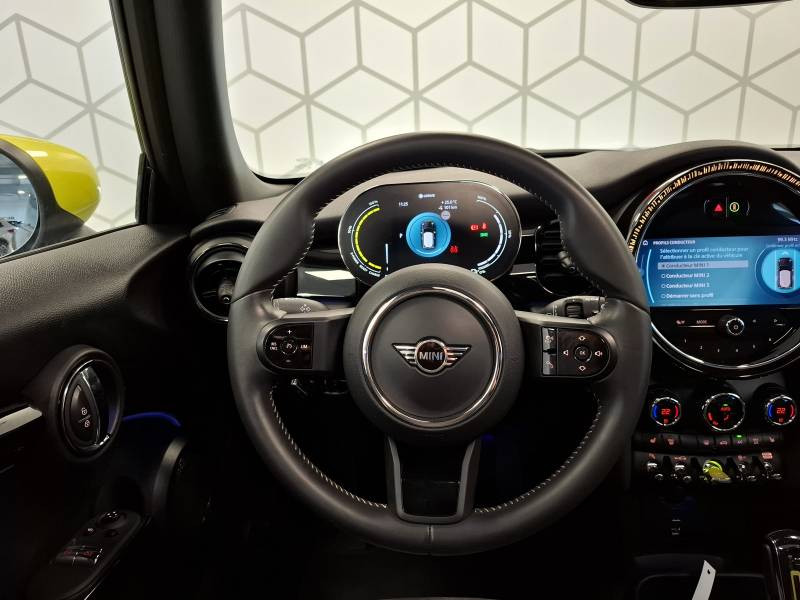 Mini Mini Hatch 3 Portes Cooper SE 184 ch Edition Camden  occasion  Limoges - photo n18