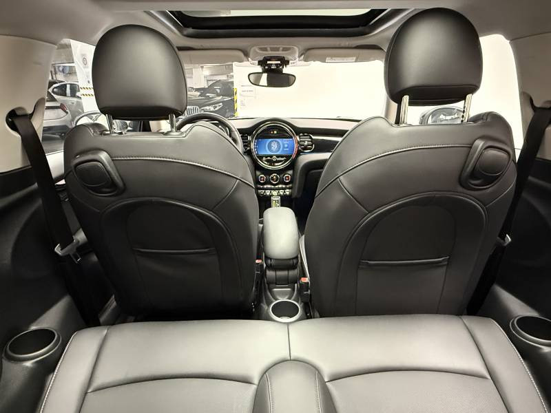 Mini Mini Hatch 3 Portes Cooper SE 184 ch Edition Camden 2022 - photo n°15 Mini Mini Hatch 3 Portes Cooper SE 184 ch Edition Camden  occasion à Lormont - photo n°15