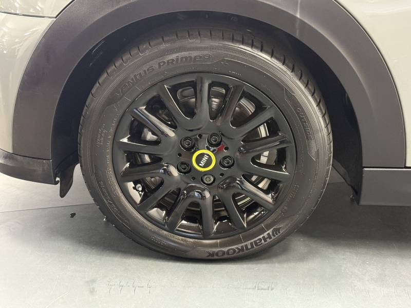 Mini Mini Hatch 3 Portes Cooper SE 184 ch Edition Camden 2022 - photo n°10 Mini Mini Hatch 3 Portes Cooper SE 184 ch Edition Camden  occasion à Lormont - photo n°10