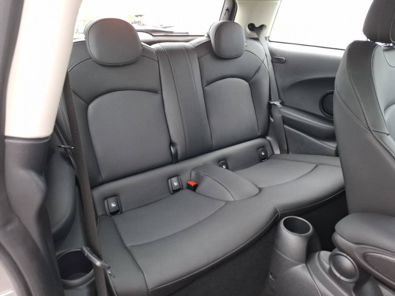 Mini Mini Hatch 3 Portes Cooper SE 184 ch Edition Premium 3p  occasion � Bo� - photo n�14