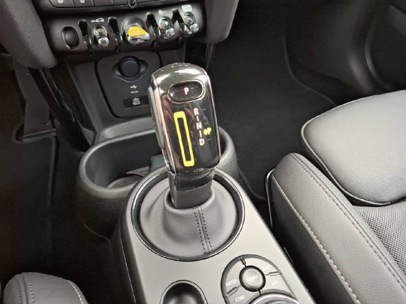 Mini Mini Hatch 3 Portes Cooper SE 184 ch Edition Premium 3p  occasion � Bo� - photo n�12