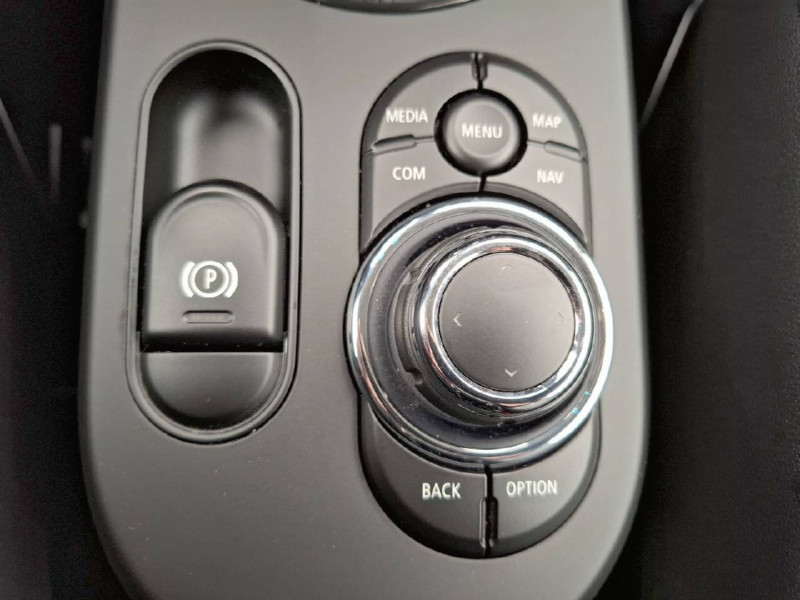 Mini Mini Hatch 3 Portes Cooper SE 184 ch Edition Premium 3p  occasion � Bo� - photo n�14