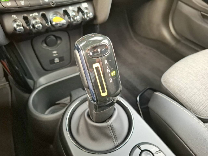 Mini Mini Hatch 3 Portes Cooper SE 184 ch Edition Premium Plus 3p  occasion  Bo - photo n12