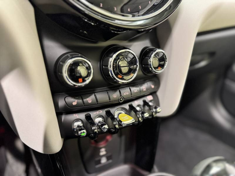 Mini Mini Hatch 3 Portes Cooper SE 184 ch Edition Premium Plus  occasion  Carcassonne - photo n16