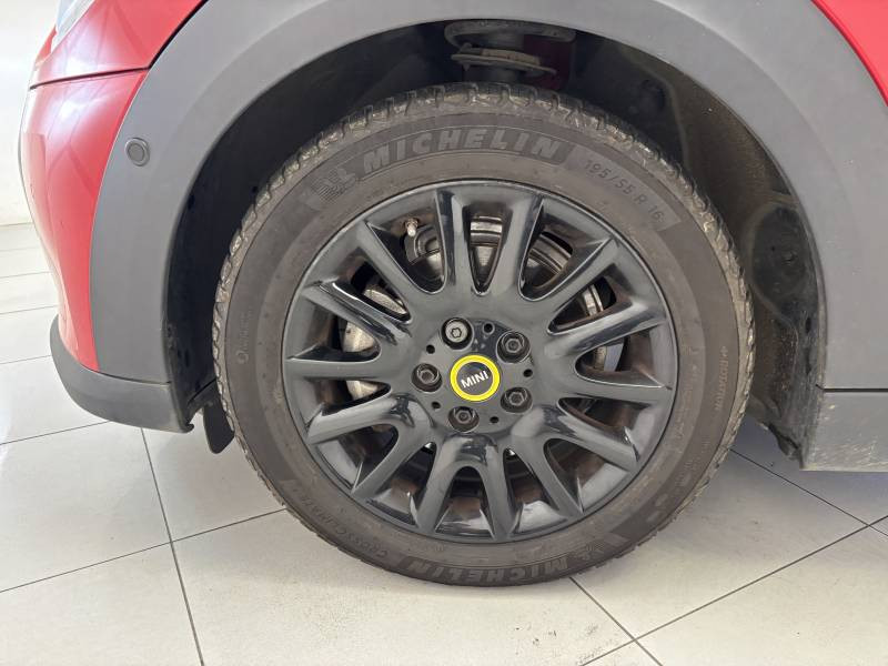 Mini Mini Hatch 3 Portes Cooper SE 184 ch Edition Premium Plus  occasion � B�ziers - photo n�9