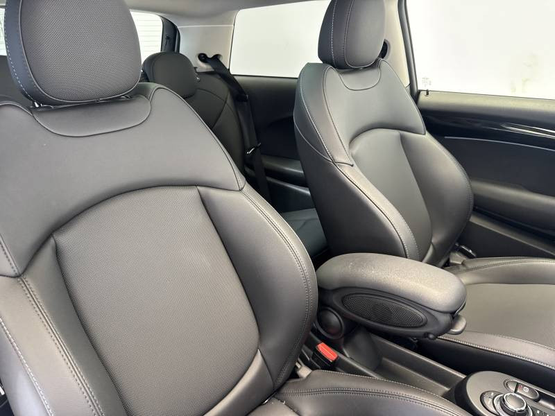 Mini Mini Hatch 3 Portes Cooper SE 184 ch Edition Premium Plus  occasion  Bziers - photo n9