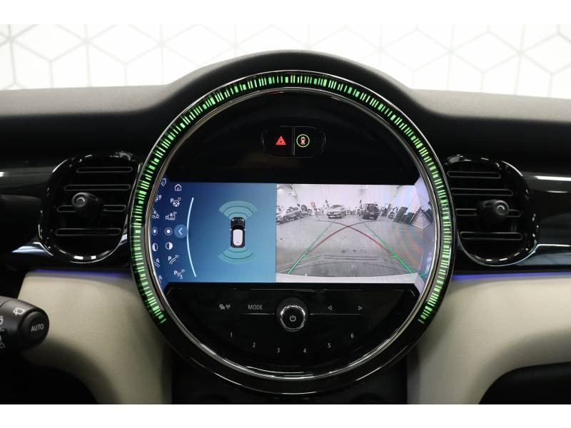 Mini Mini Hatch 3 Portes Cooper SE 184 ch Edition Premium Plus  occasion � Lescar - photo n�17