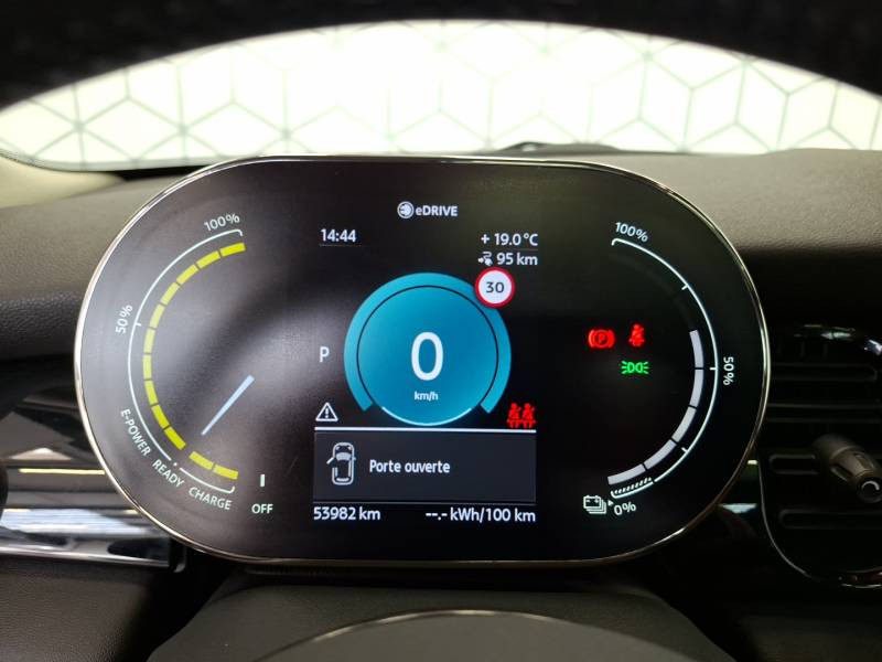 Mini Mini Hatch 3 Portes Cooper SE 184 ch Edition Premium Plus  occasion � Lescar - photo n�20