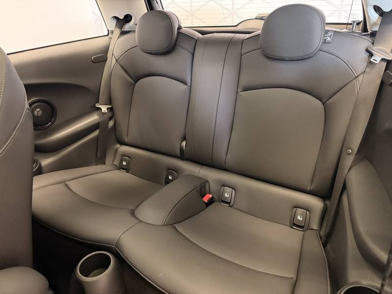 Mini Mini Hatch 3 Portes Cooper SE 184 ch Edition Premium Plus  occasion  Brive-la-Gaillarde - photo n19