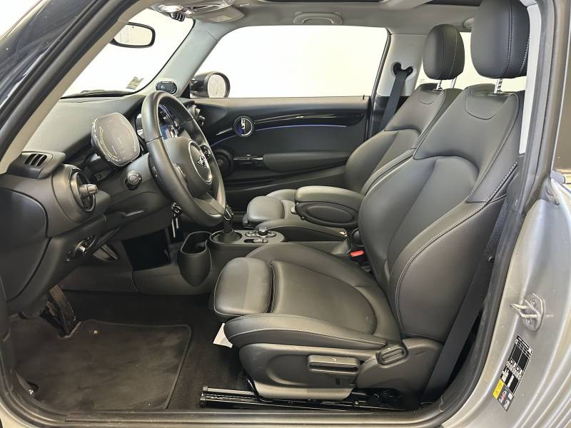 Mini Mini Hatch 3 Portes Cooper SE 184 ch Edition Premium Plus  occasion  Brive-la-Gaillarde - photo n4