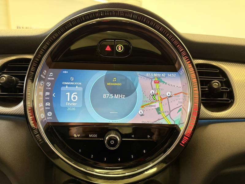 Mini Mini Hatch 3 Portes Cooper SE 184 ch Edition Premium Plus  occasion � Brive-la-Gaillarde - photo n�20