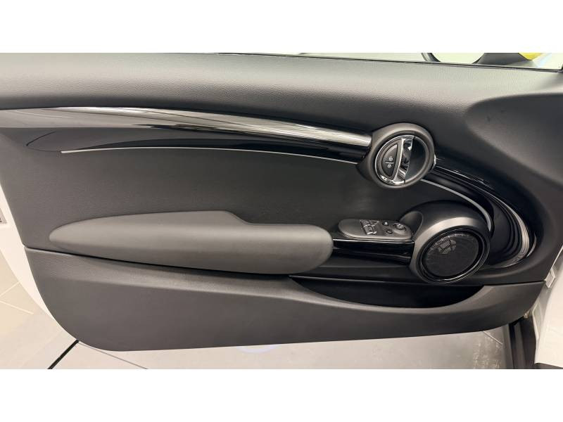 Mini Mini Hatch 3 Portes Cooper SE 184 ch Edition Premium Plus  occasion � Brive-la-Gaillarde - photo n�17