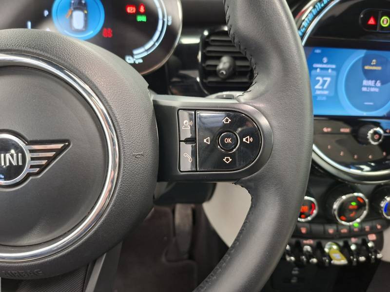 Mini Mini Hatch 3 Portes Cooper SE 184 ch Edition Premium Plus  occasion � Limoges - photo n�18