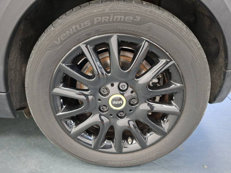 Mini Mini Hatch 3 Portes Cooper SE 184 ch Edition Premium Plus  occasion � Limoges - photo n�8