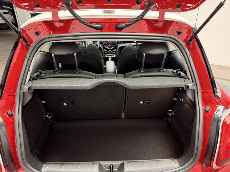 Mini Mini Hatch 3 Portes Cooper SE 184 ch Edition Premium Plus 2023 - photo n°17 Mini Mini Hatch 3 Portes Cooper SE 184 ch Edition Premium Plus  occasion à Lormont - photo n°17