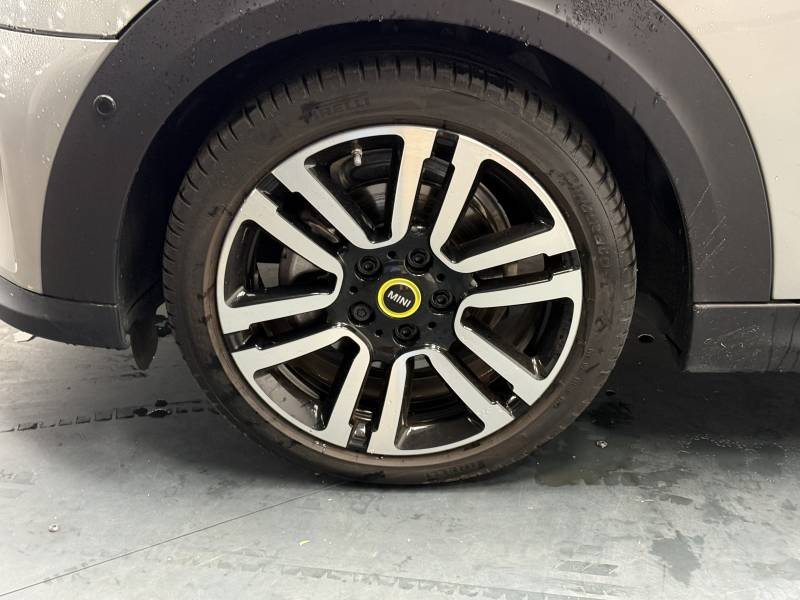 Mini Mini Hatch 3 Portes Cooper SE 184 ch Edition Premium Plus 2023 - photo n°9 Mini Mini Hatch 3 Portes Cooper SE 184 ch Edition Premium Plus  occasion à Lormont - photo n°9