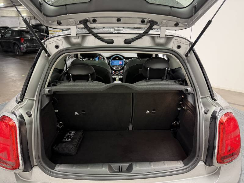 Mini Mini Hatch 3 Portes Cooper SE 184 ch Edition Premium Plus 2023 - photo n°18 Mini Mini Hatch 3 Portes Cooper SE 184 ch Edition Premium Plus  occasion à Lormont - photo n°18