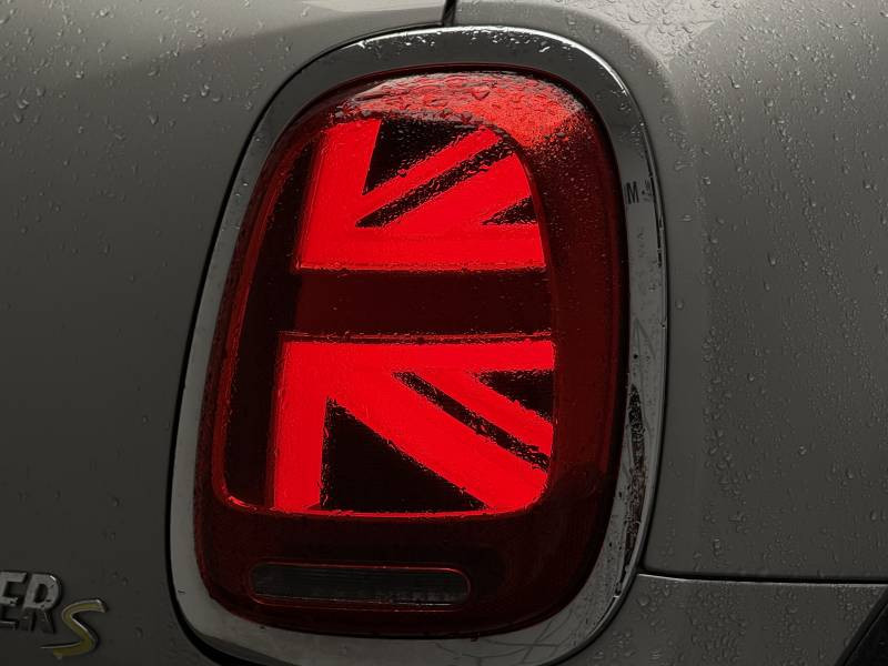 Mini Mini Hatch 3 Portes Cooper SE 184 ch Edition Premium Plus 2023 - photo n°16 Mini Mini Hatch 3 Portes Cooper SE 184 ch Edition Premium Plus  occasion à Lormont - photo n°16
