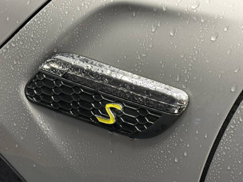 Mini Mini Hatch 3 Portes Cooper SE 184 ch Edition Premium Plus 2023 - photo n°14 Mini Mini Hatch 3 Portes Cooper SE 184 ch Edition Premium Plus  occasion à Lormont - photo n°14