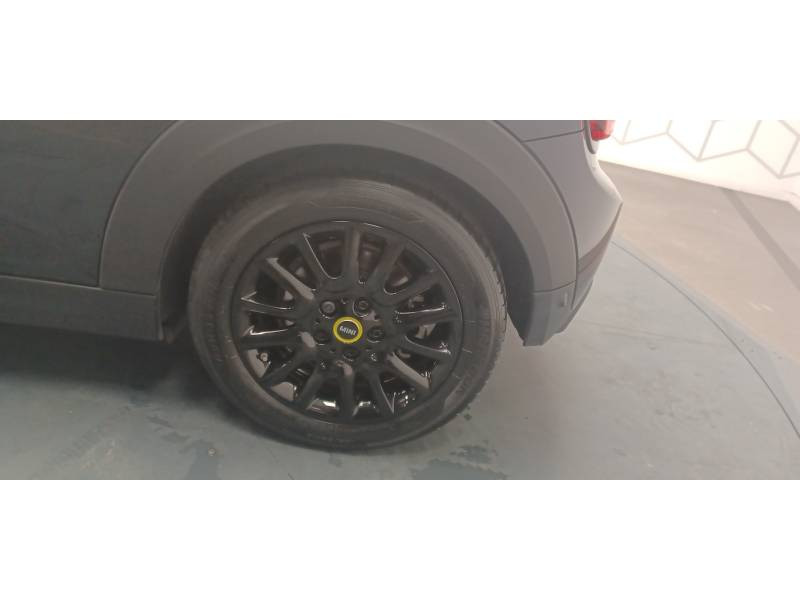 Mini Mini Hatch 3 Portes Cooper SE 184 ch Edition Premium Plus  occasion  Lormont - photo n8