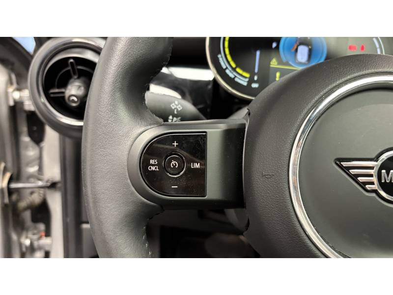 Mini Mini Hatch 3 Portes Cooper SE 184 ch Edition Premium Plus  occasion  Lormont - photo n18