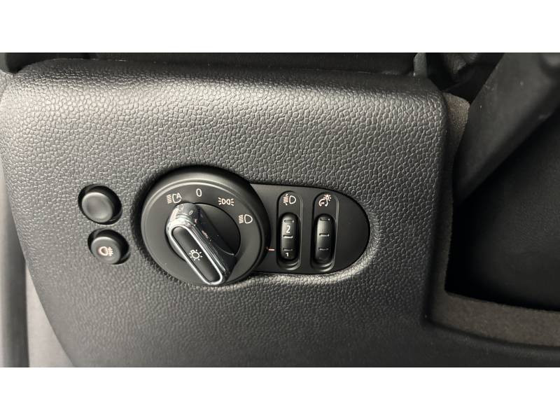 Mini Mini Hatch 3 Portes Cooper SE 184 ch Edition Premium Plus  occasion  Lormont - photo n19