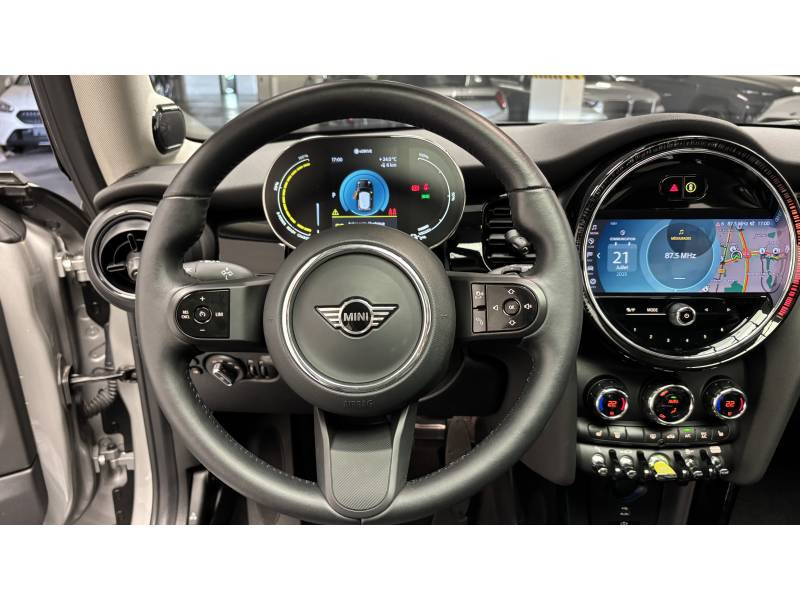 Mini Mini Hatch 3 Portes Cooper SE 184 ch Edition Premium Plus  occasion  Lormont - photo n16