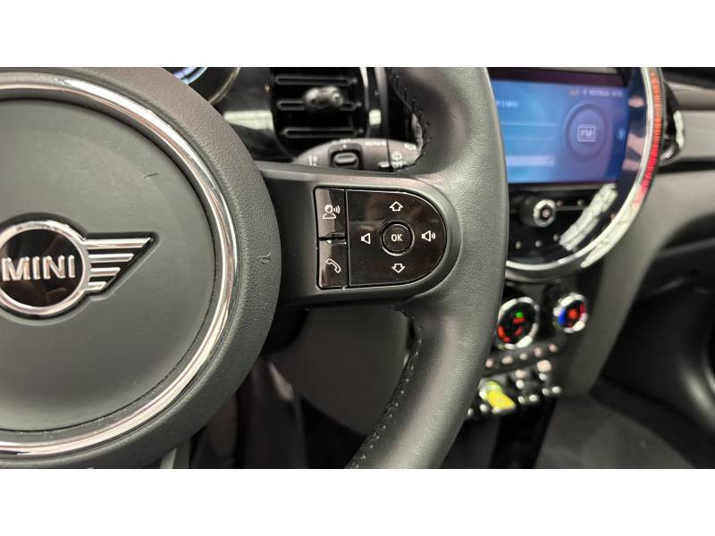 Mini Mini Hatch 3 Portes Cooper SE 184 ch Edition Premium Plus  occasion  Lormont - photo n17