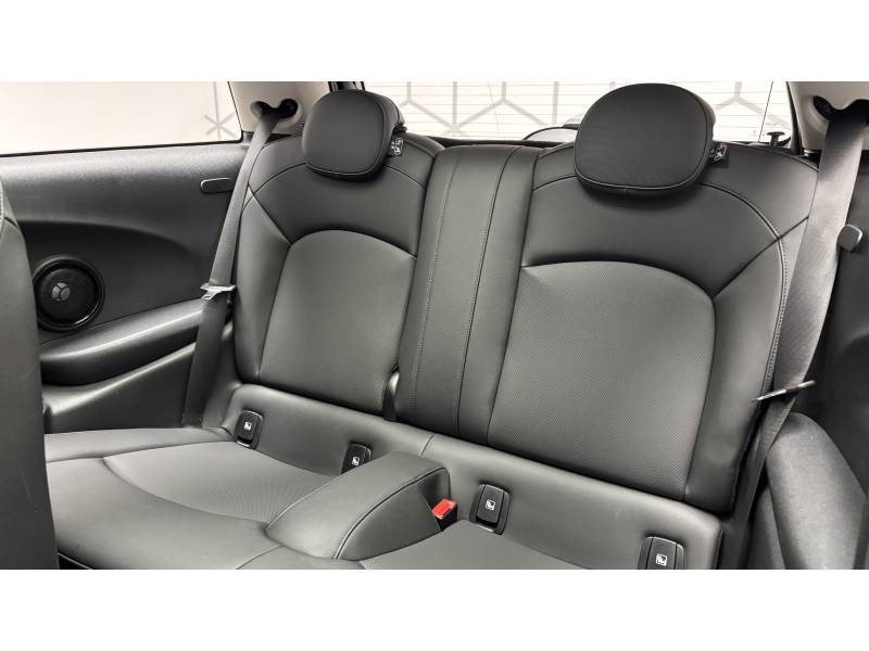 Mini Mini Hatch 3 Portes Cooper SE 184 ch Edition Premium Plus  occasion  Lormont - photo n11