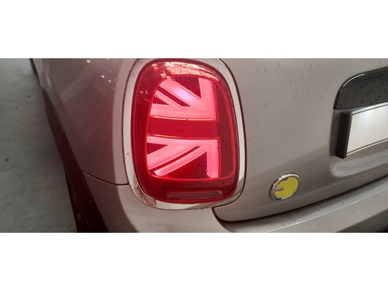 Mini Mini Hatch 3 Portes Cooper SE 184 ch Edition Premium Plus  occasion  Lormont - photo n17