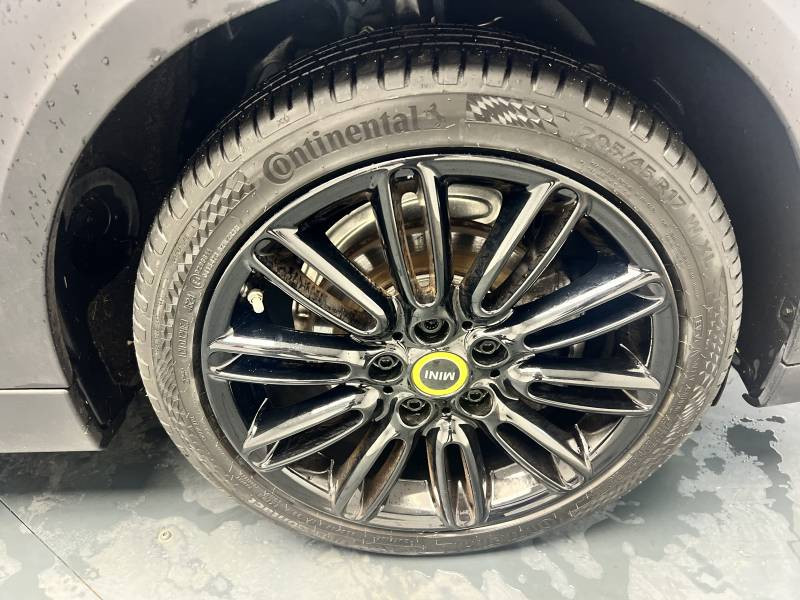 Mini Mini Hatch 3 Portes Cooper SE 184 ch Edition Premium Plus  occasion � Lormont - photo n�17