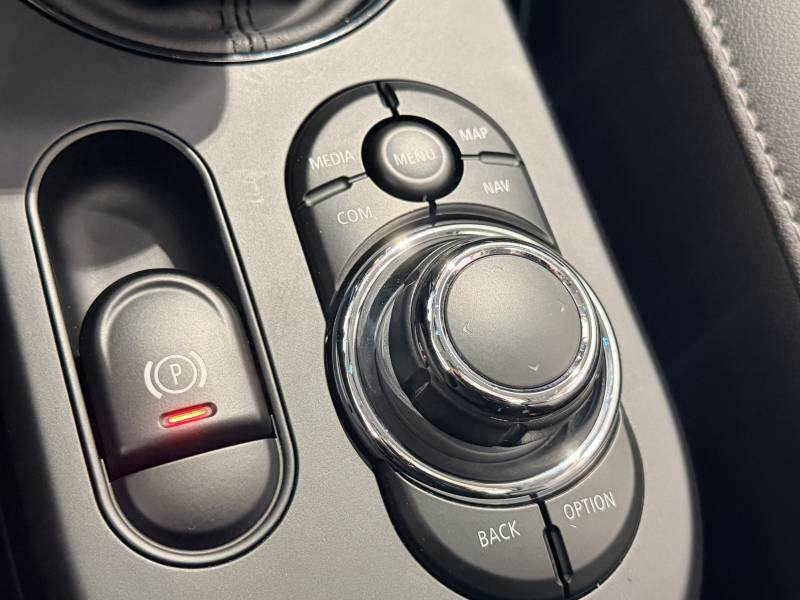 Mini Mini Hatch 3 Portes Cooper SE 184 ch Edition Premium Plus  occasion � Tarbes - photo n�14