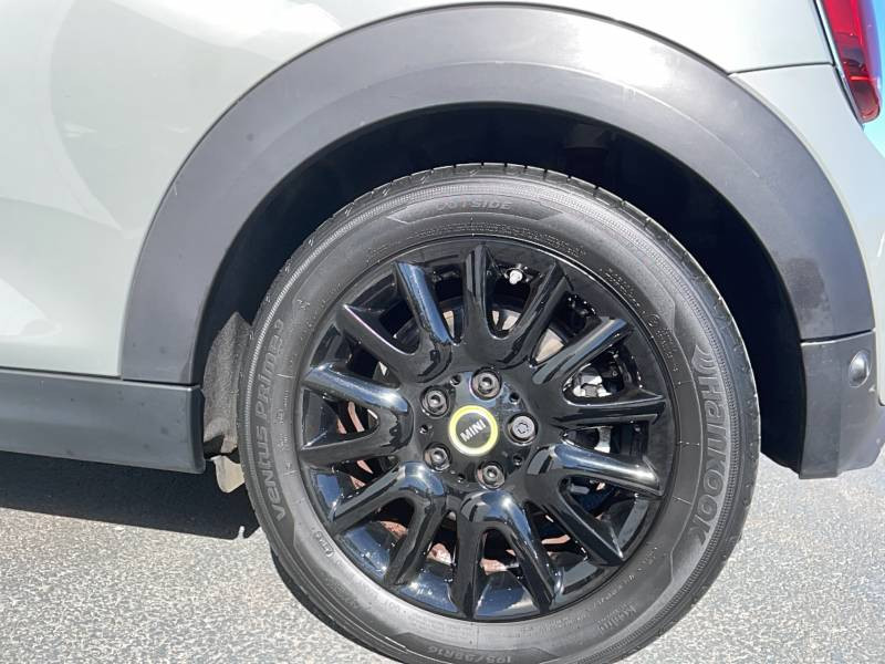 Mini Mini Hatch 3 Portes Cooper SE 184 ch Edition Premium Plus  occasion  Auch - photo n20