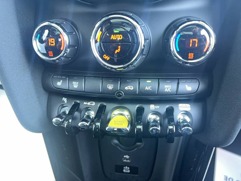 Mini Mini Hatch 3 Portes Cooper SE 184 ch Edition Premium Plus  occasion  Auch - photo n11
